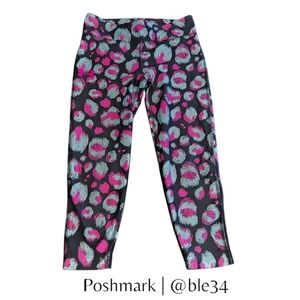 Girls Under Armour Capri Purple & Blue Printed Leggings W/ Mesh Bottoms
